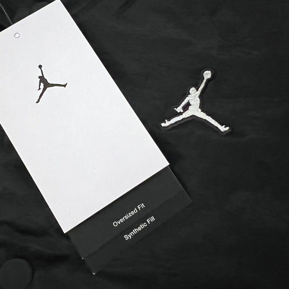 Nike Air Jordan Women's Flight Bomber Jacket - Picture 7 of 9